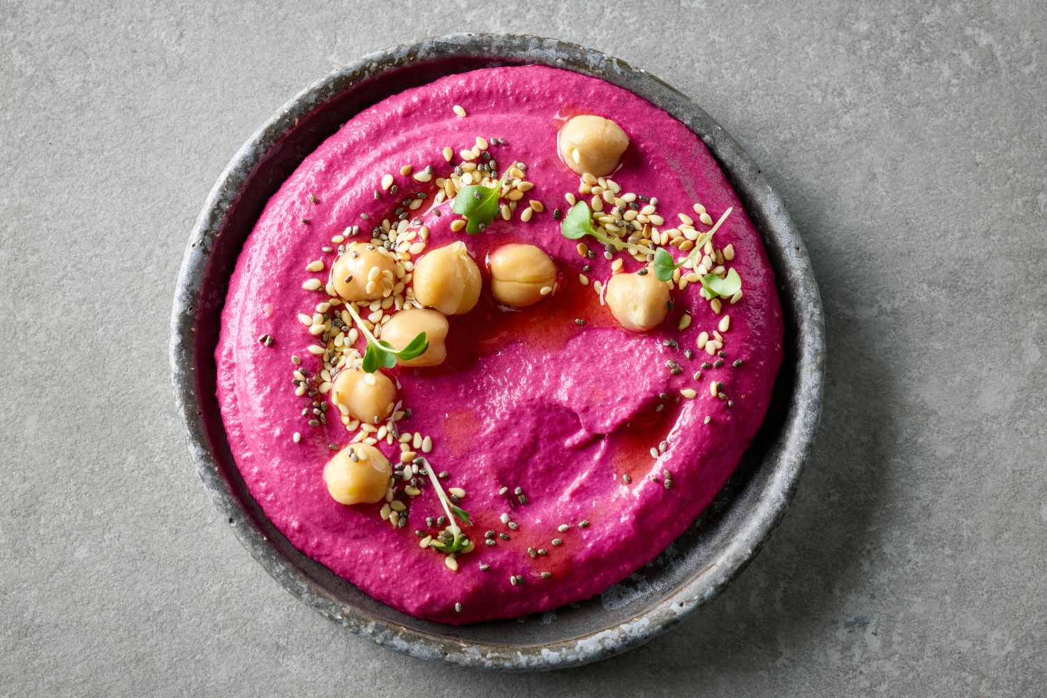 Manuka honey and beetroot hummus